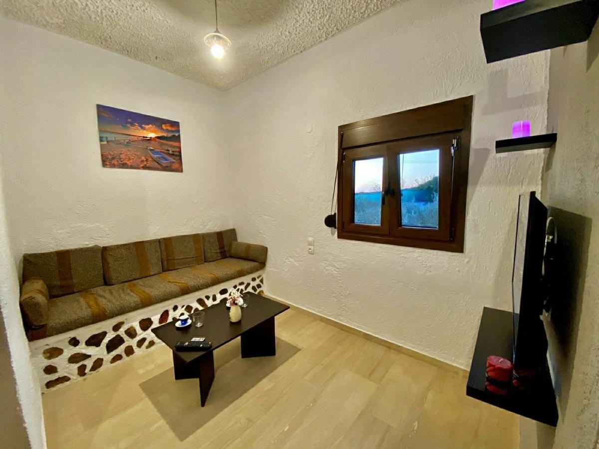 Peaceful Studio Apartment Near The Sea! Sitia  Luaran gambar